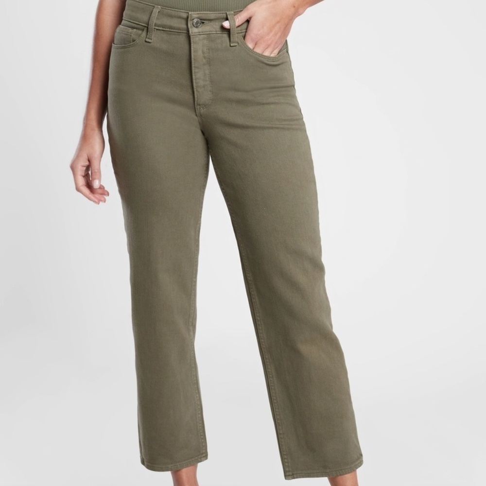 Athleta Flex Straight Crop Jean {Reasonable offers welcome}